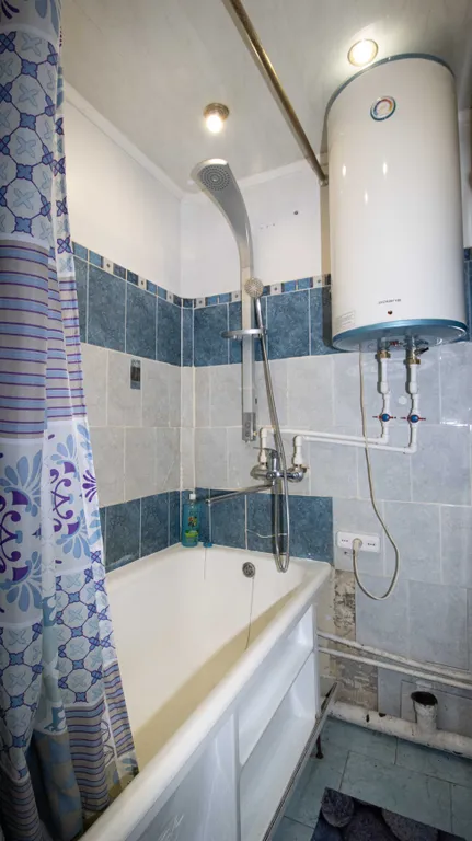 Трёхкомнатная квартира в районе горпарка и ФОК