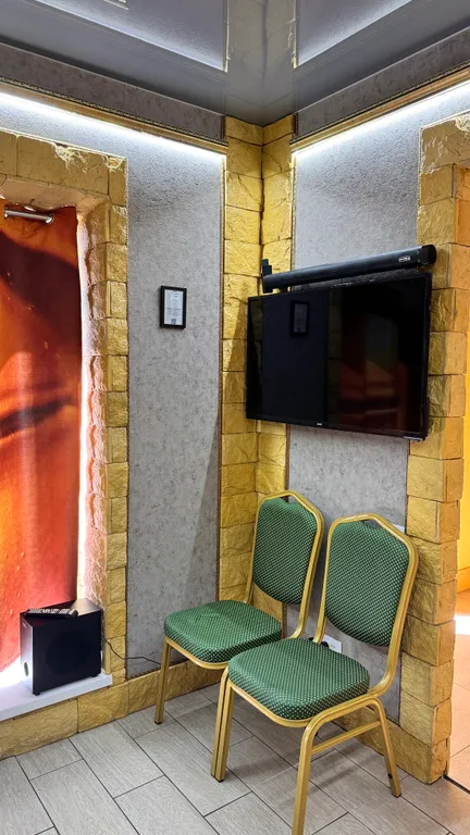 Коттедж с теплым бассейном под открытым небом. На 6 человек.