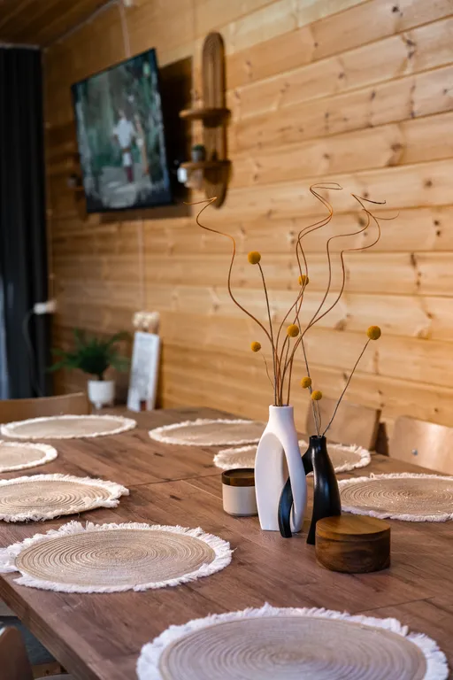 Двухэтажный Barnhouse у реки Гарабаши с видом на горы