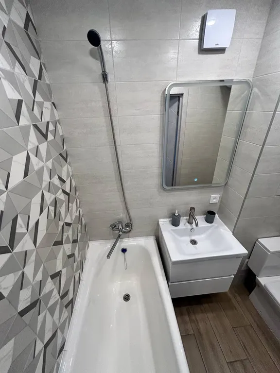 Современная двухкомнатная в центре города