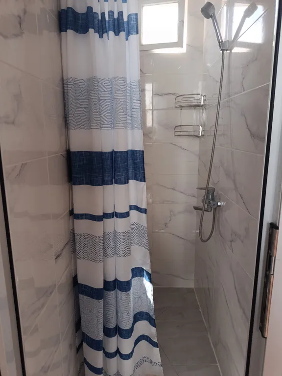 Квартира Квартира Улучшенный трехместный номер эконом — Геленджик