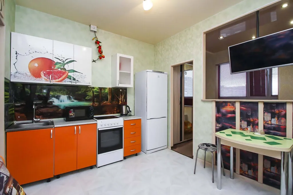 Квартира Уютная студия рядом с ТРЦ АУРА, ЖД вокзалом, Аэопортом. — аренда посуточно в Сургут