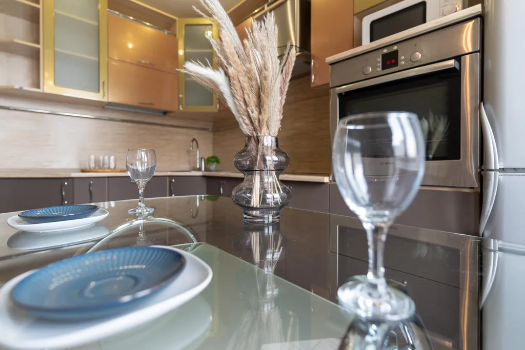 Дизайнерская двушка с биокамином