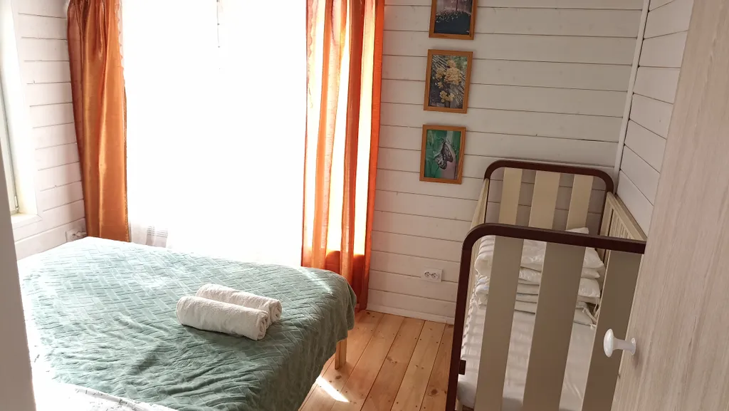 Уютный дом среди берёз и ёлочек