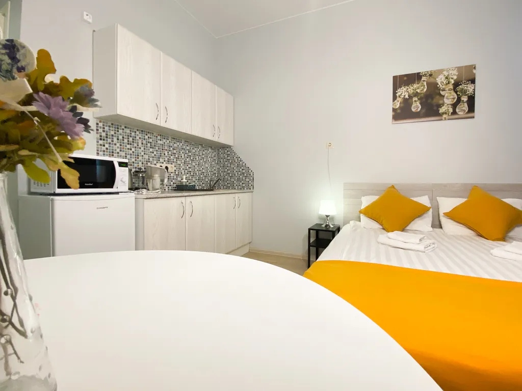 Квартира Уютные апартаменты-студио Солнечный Питер на Гончарной улице — аренда посуточно в Санкт-Петербург