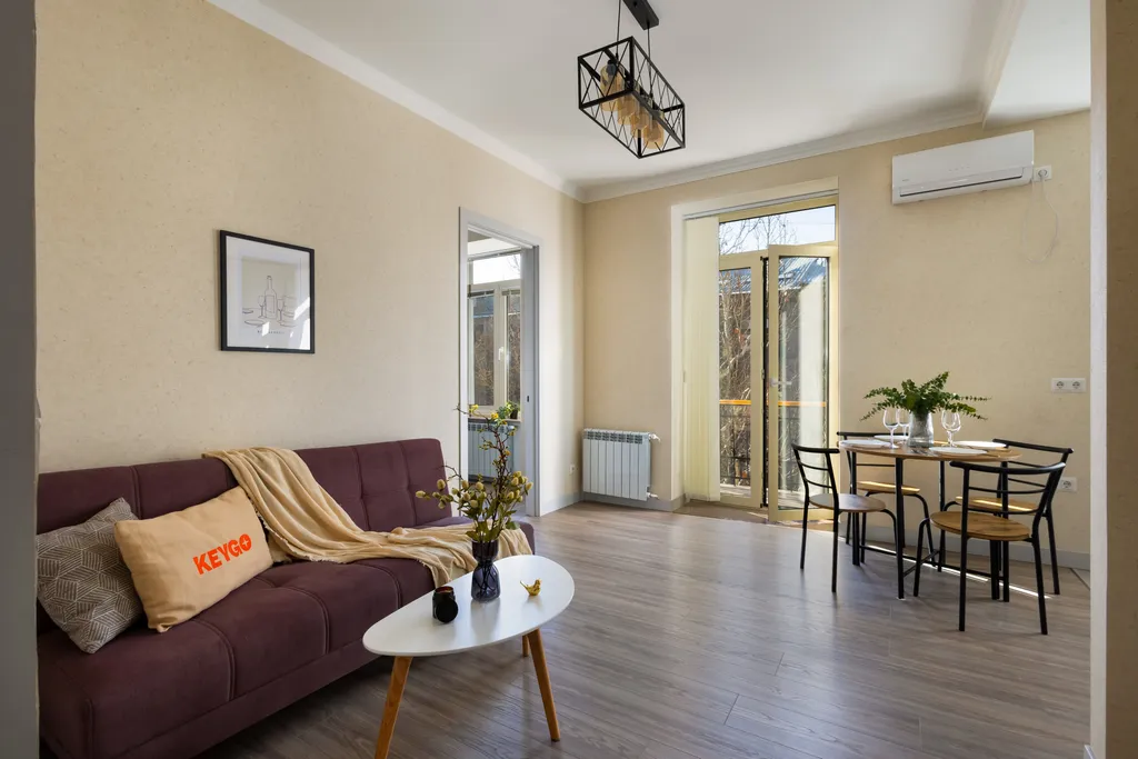 Квартира Апартаменты KeyGo #0027 рядом с Оперным театром — аренда посуточно в Ереван