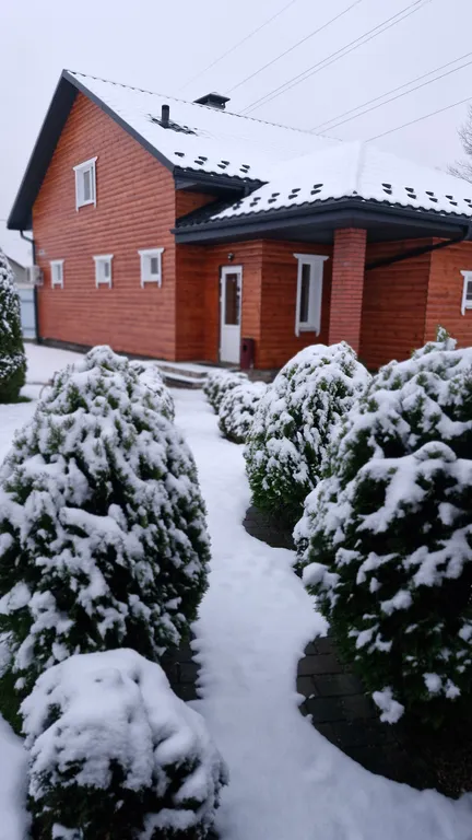 Дом с баней и парковкой