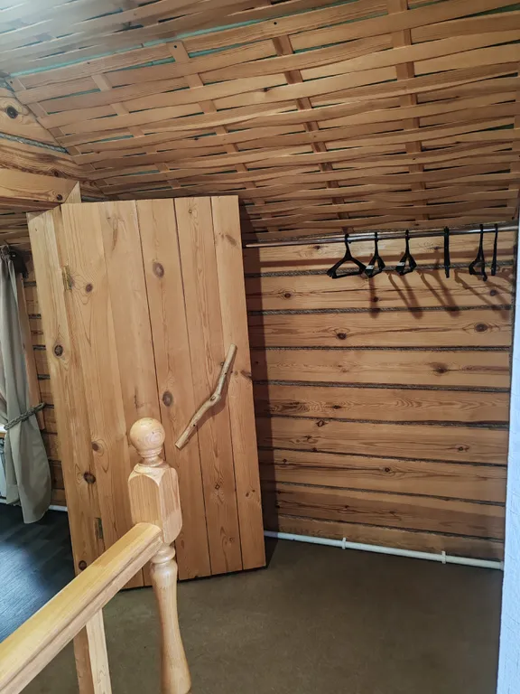 Второй этаж-студия в двух этажном доме