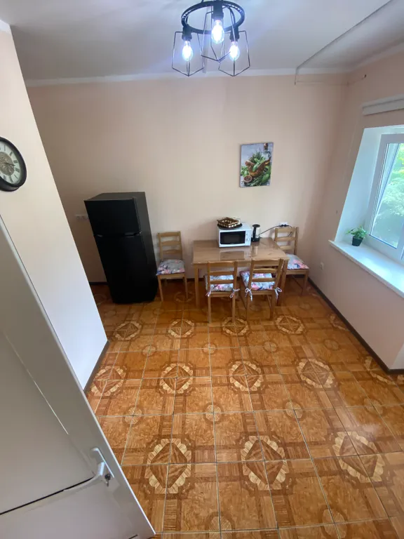 Квартира Квартира В розах и соснах утопает гостевой дом — Геленджик