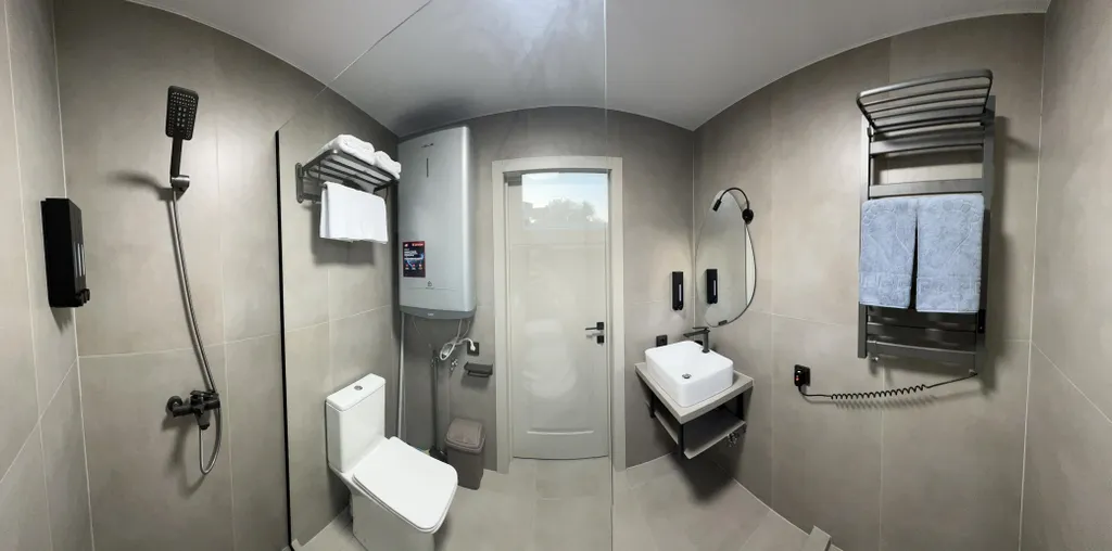 Дом с бассейном