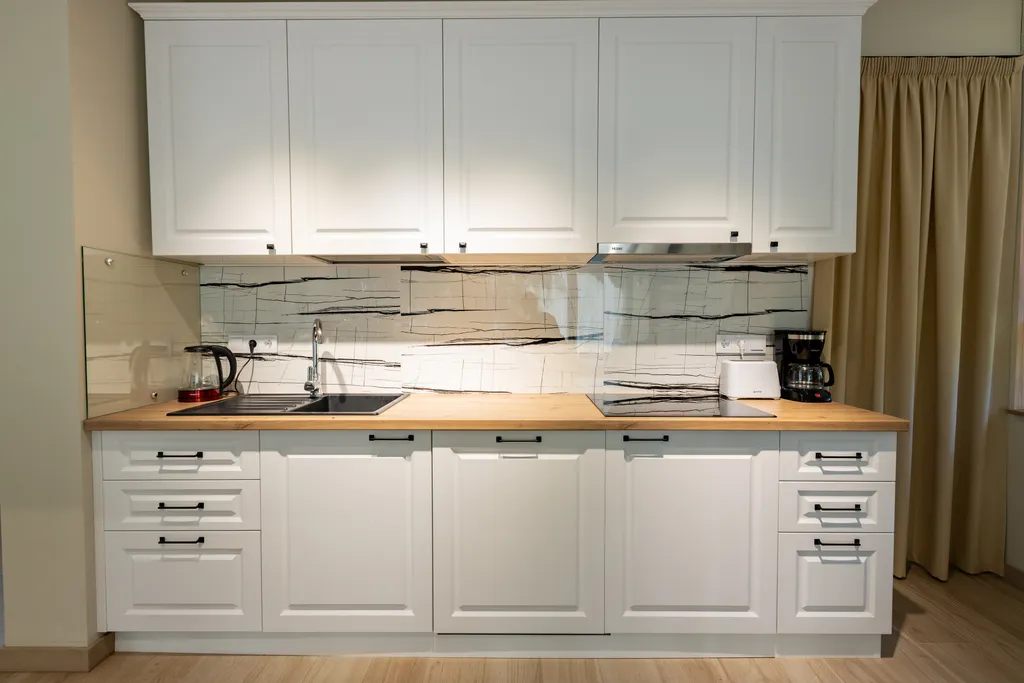 Уютный дом возле леса