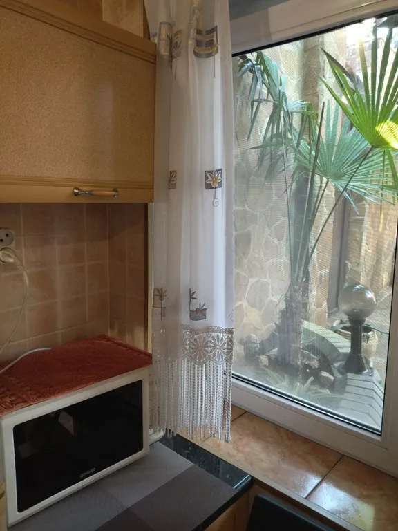 Двухуровневая квартира в центре с красивым внутренним двориком