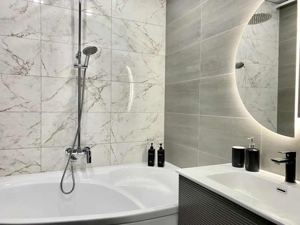 Просторная, красивая квартира в центре с прекрасным видом на реку и на город