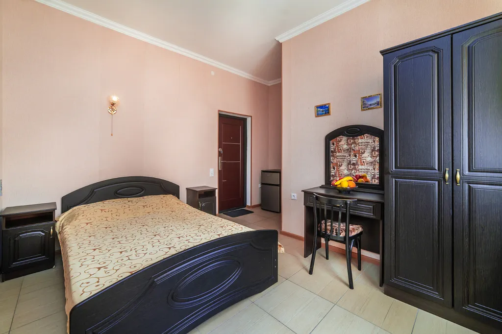 Квартира Двухместный номер с одной кроватью и удобствами — аренда посуточно в Кабардинка