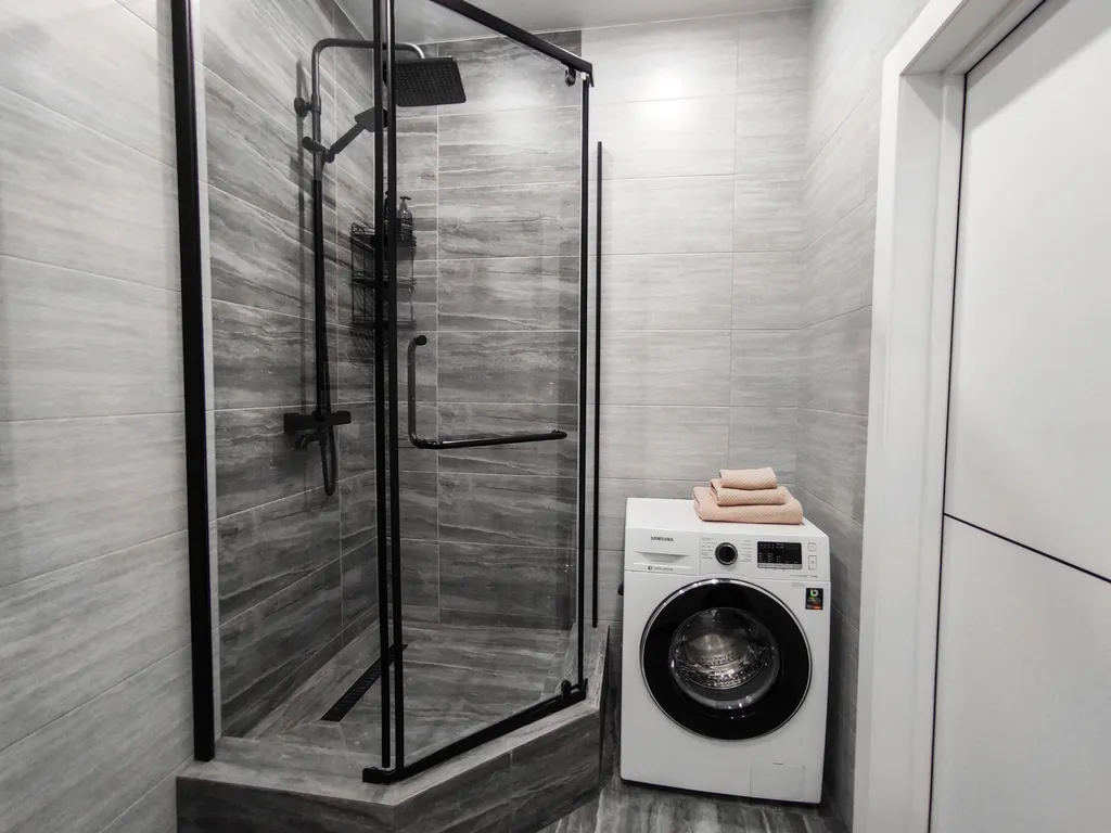 Большая двухкомнатная квартира в центре