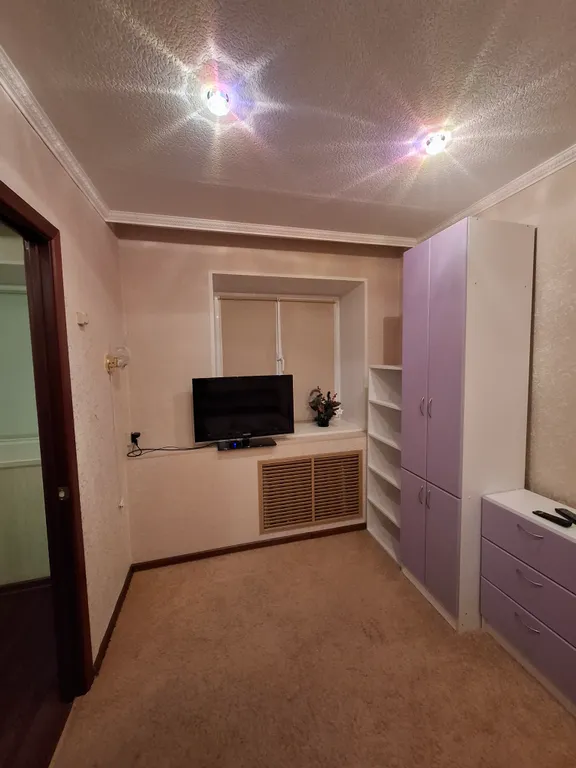 Уютная 2 к.к в центре рядом с магазином