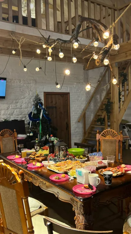 Дом 2 этажа на 10 гостей с сибирским чаном и баней