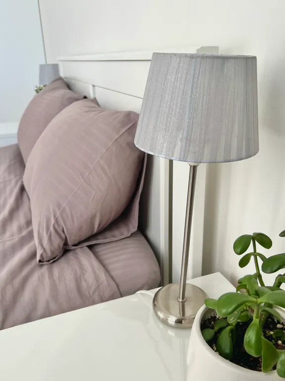 Солнечная квартира у озера рядом с новой набережной