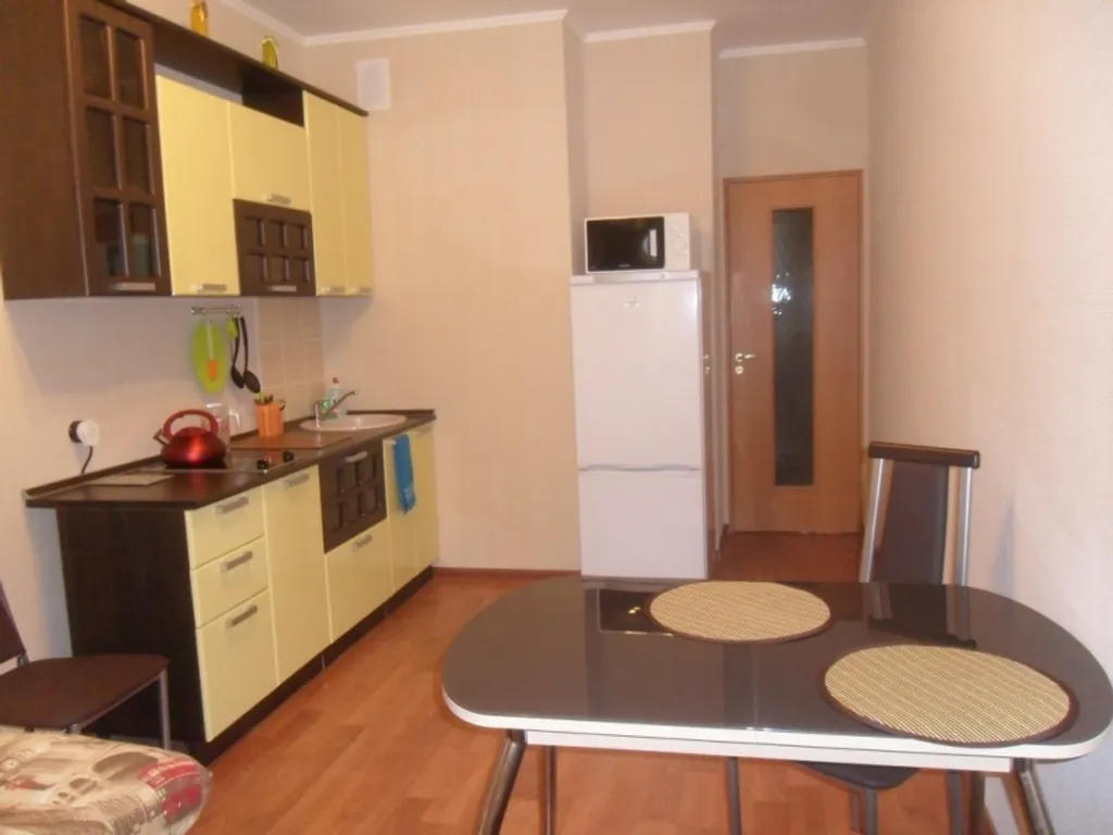 Квартира на 20 этаже, район Индустриальный