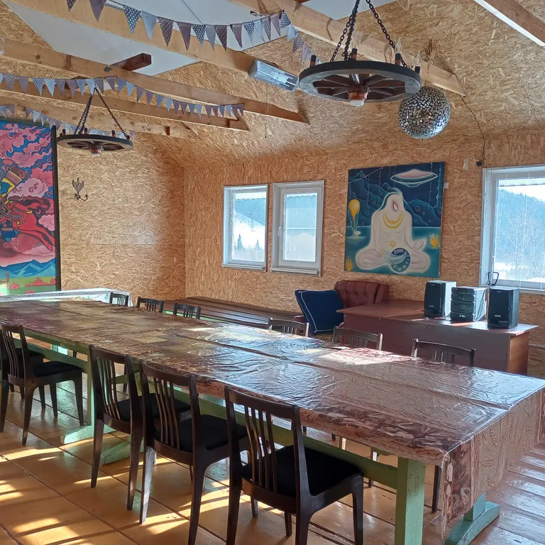 Дом у подножия Таганая