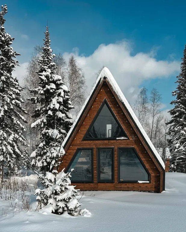 Уютный домик в стиле Афрейм с видом на горы