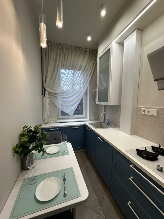 Апартамент в историческом доме с видом на стадион Калининград и закат