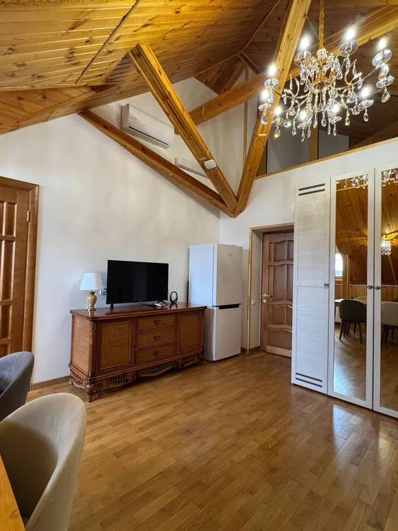 Четырехместный семейный номер с четырьмя кроватями в мансарде