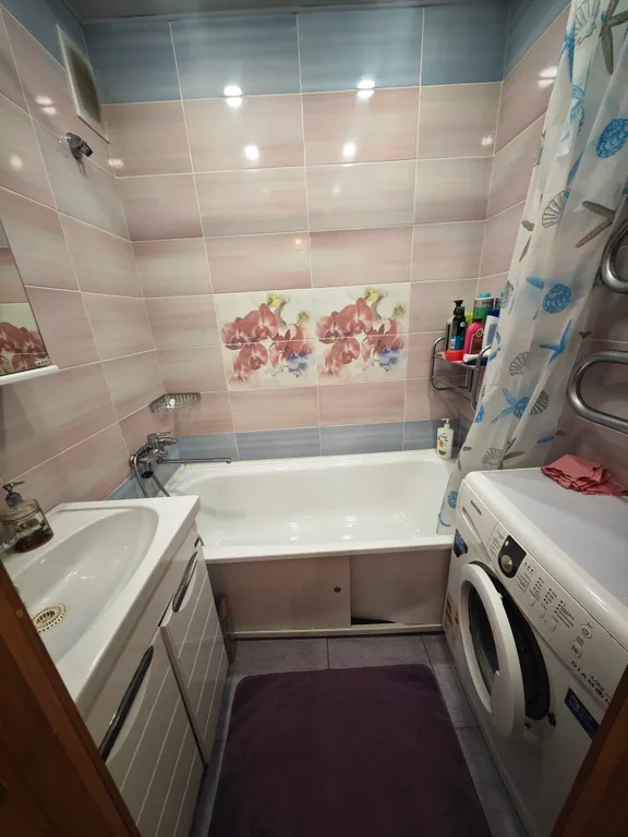 Квартира Просторная квартира рядом с СФУ, биатлонным комплексом, детской краевой — Красноярск