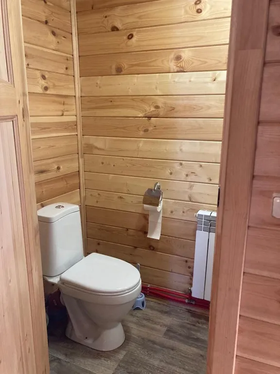 Уютный двухэтажный дом с баней