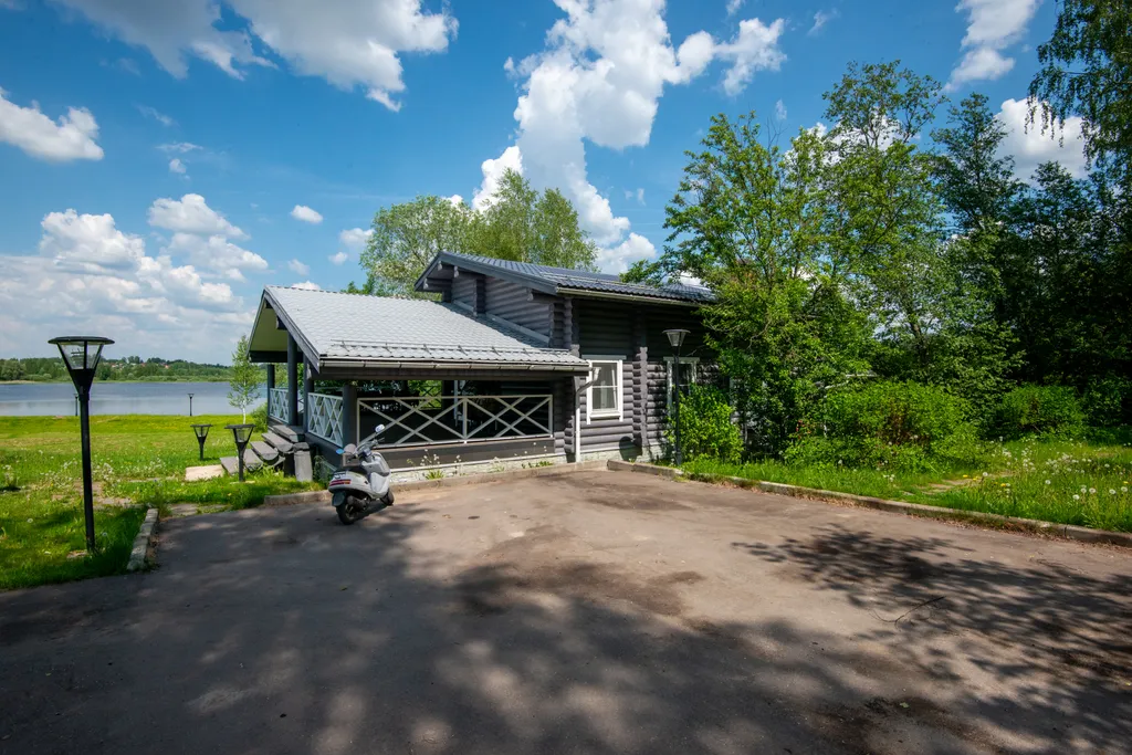 Уютный дом с баней на берегу Рузы