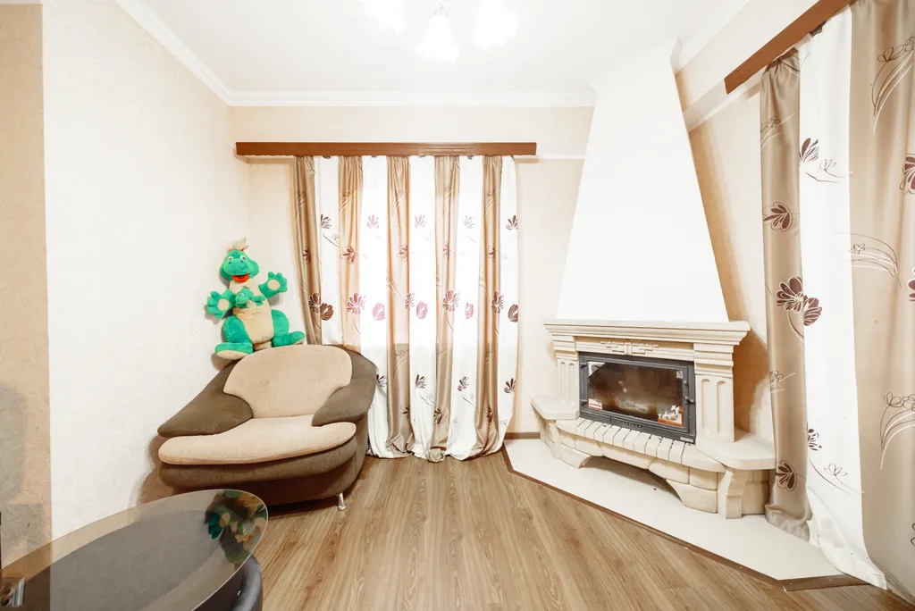 4-комнатный Дом