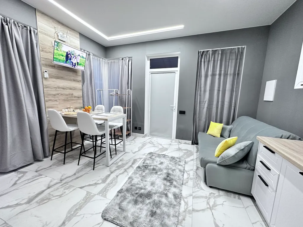 Квартира Апартаменты с террасой рядом с аэропортом — аренда посуточно в Молдовка