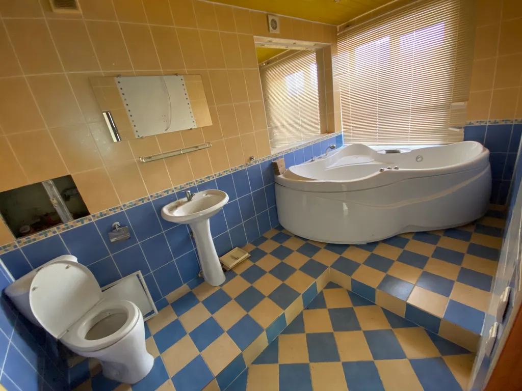 Джакузи студия