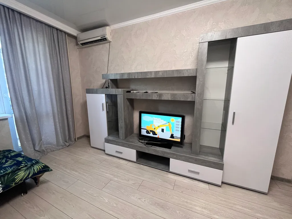 Уютная квартира рядом ЖД вокзал, 20 минут до моря