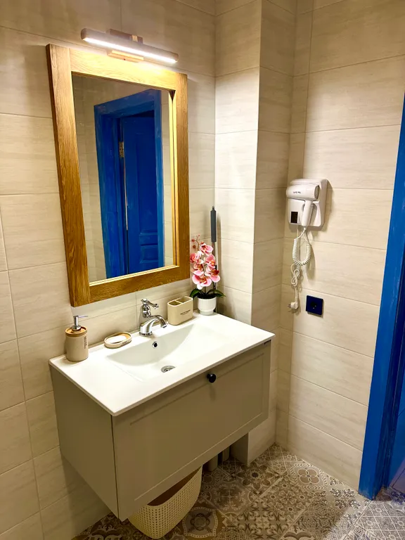 Санторини в горах