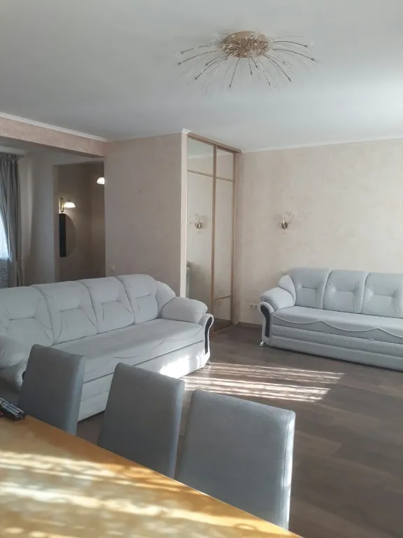 Красивая, уютная 2-х комнатная квартира