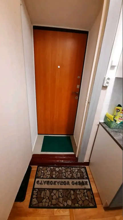 Небольшая уютная двушка в самом центре