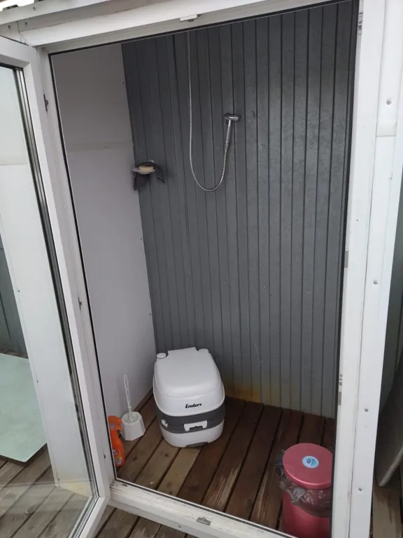 Домик с террасой в черте города