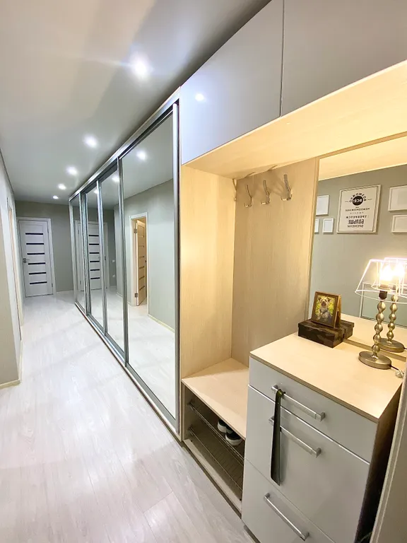 Большая квартира класса люкс с дизайнерским ремонтом