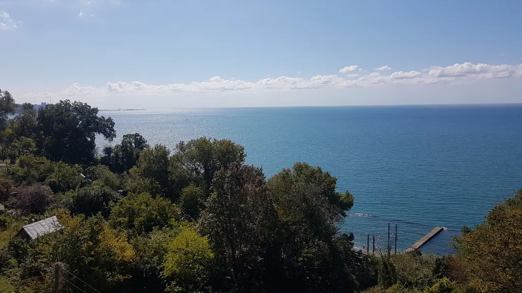 Студия в Сочи с балконом 90 метров от моря