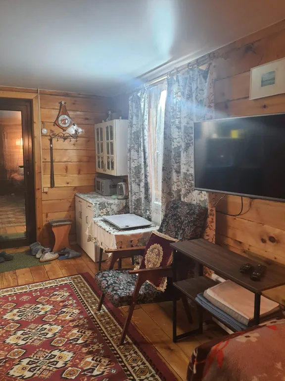 Кедровый дом с каминной печкой