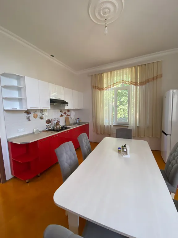 Guest house 119 с видом на горы, лес, двор