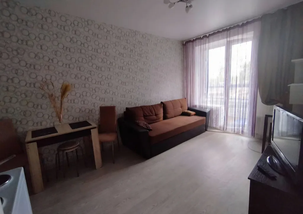 Солнечная уютная квартира