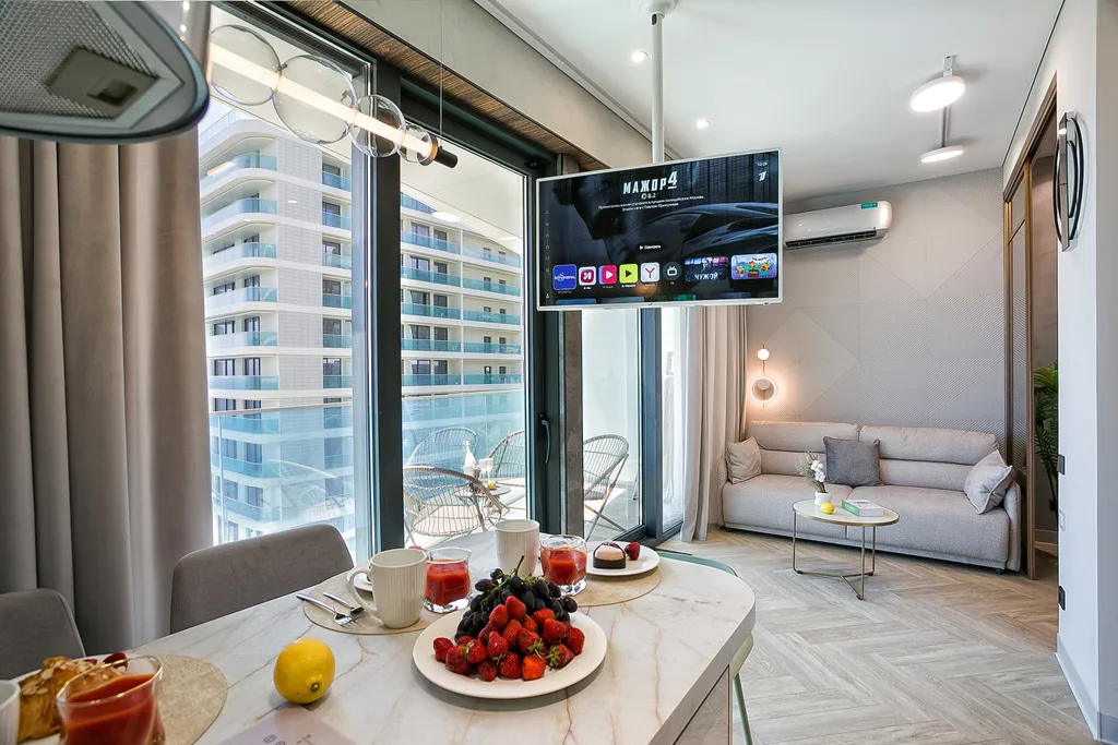 Студия с террасой и видом на море в скай плаза 3