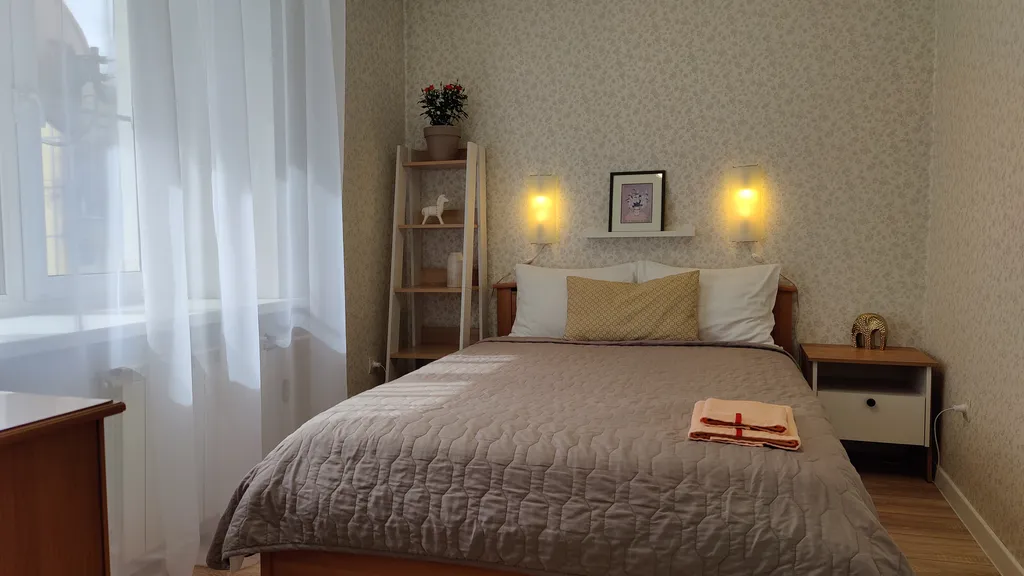 Светлая уютная 4-комнатная квартира рядом с центром