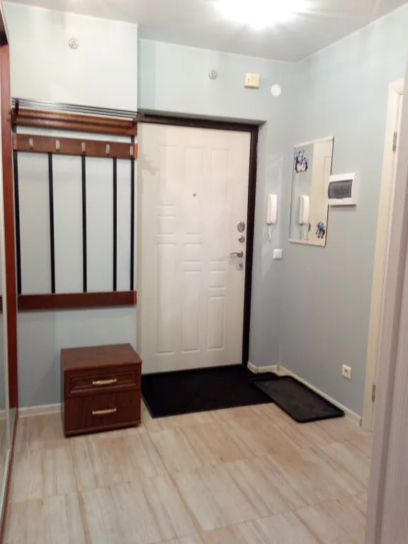 Апартамент с большим панорамным балконом