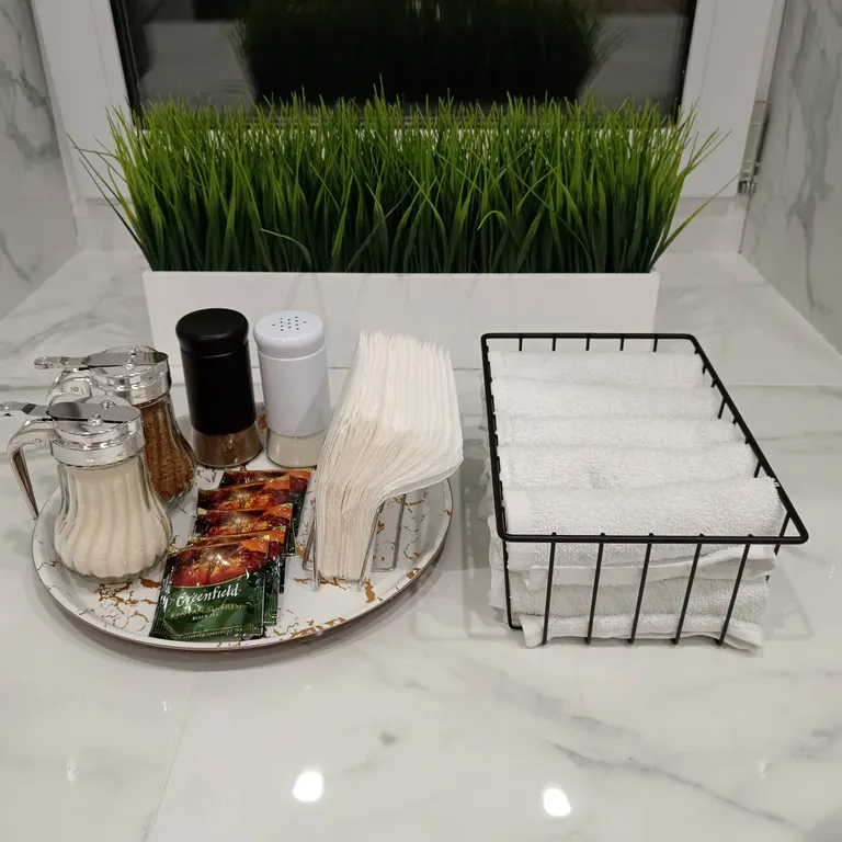 Бесконтактное заселение. Спальный район. Квартиры святодух