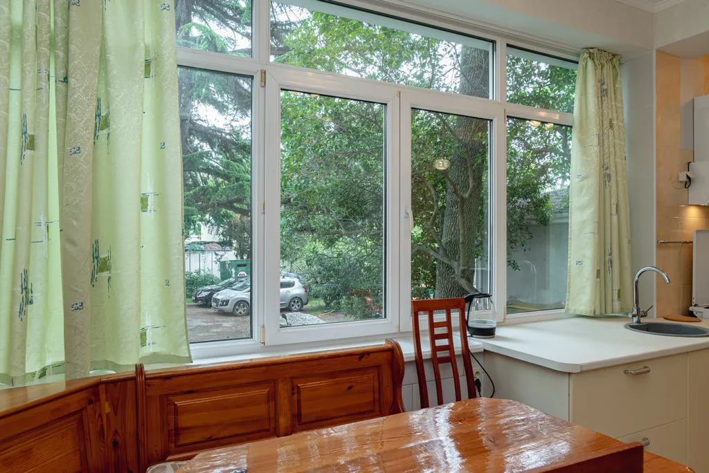 Уютная квартира в центре города со своим двориком