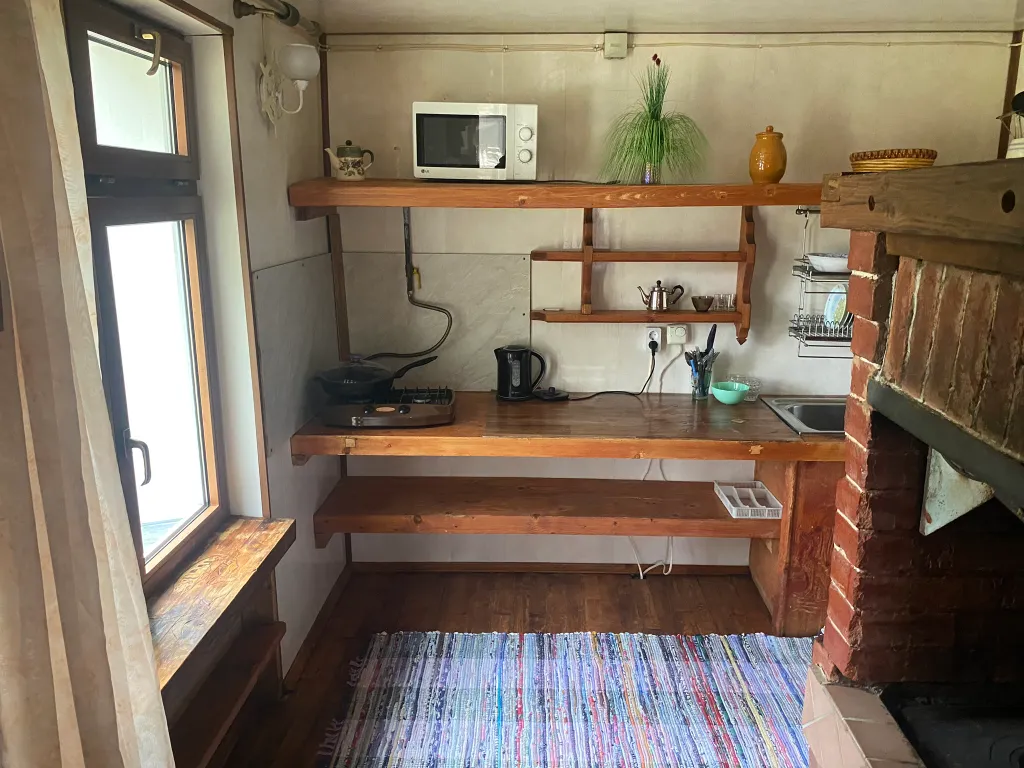 Дом на береговой линии озера селигер