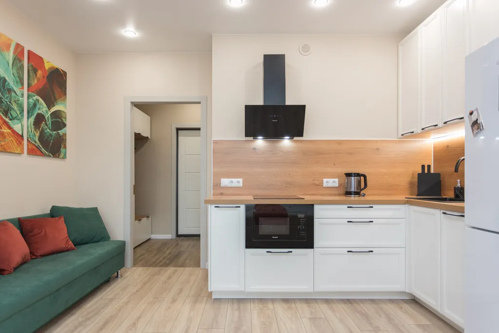 Уютная студия с дизайнерским ремонтом